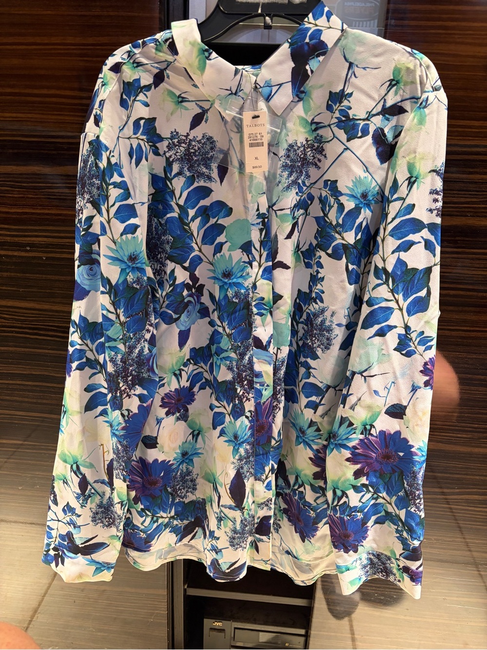 NWT Women’s Talbots Whimsical Garden Blue, Green  Floral Button Front Shirt XL